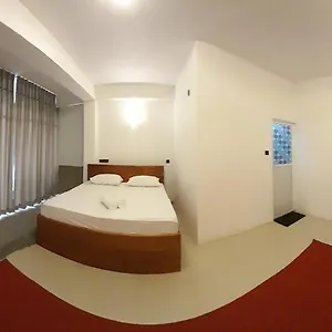  Hotel Sky Heaven Sri Lanka