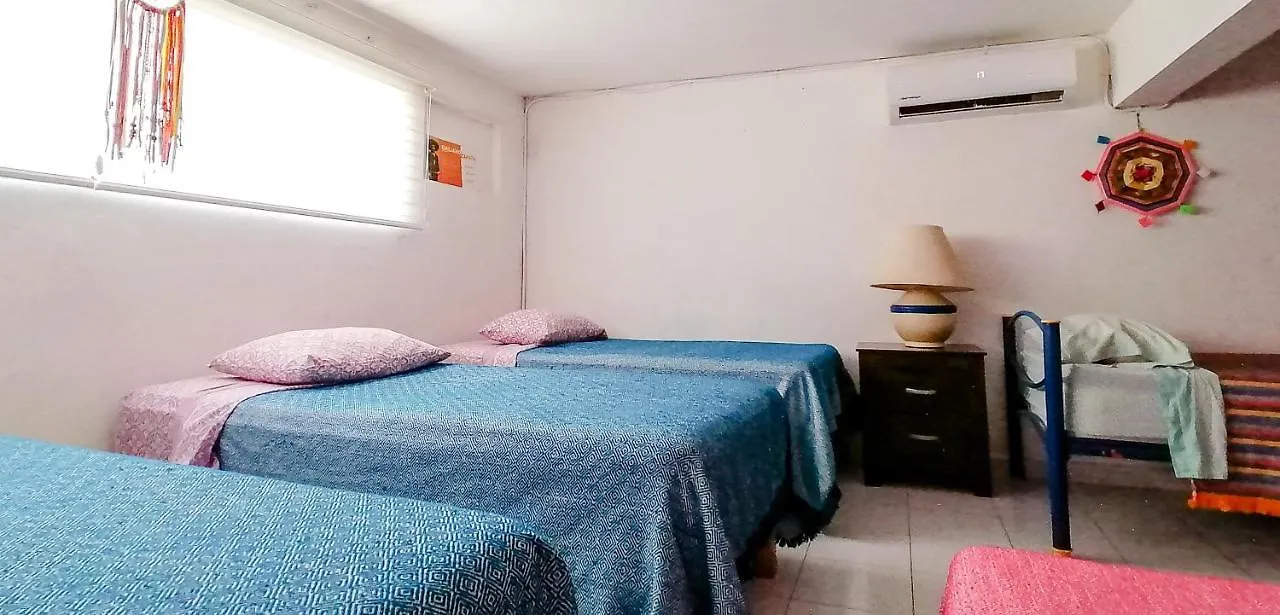 פוארטו ואלארטה Hostel Vallarta (Adults Only) מקסיקו