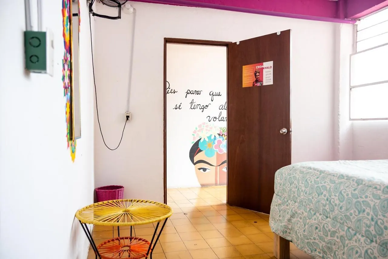 פוארטו ואלארטה Hostel Vallarta (Adults Only)
