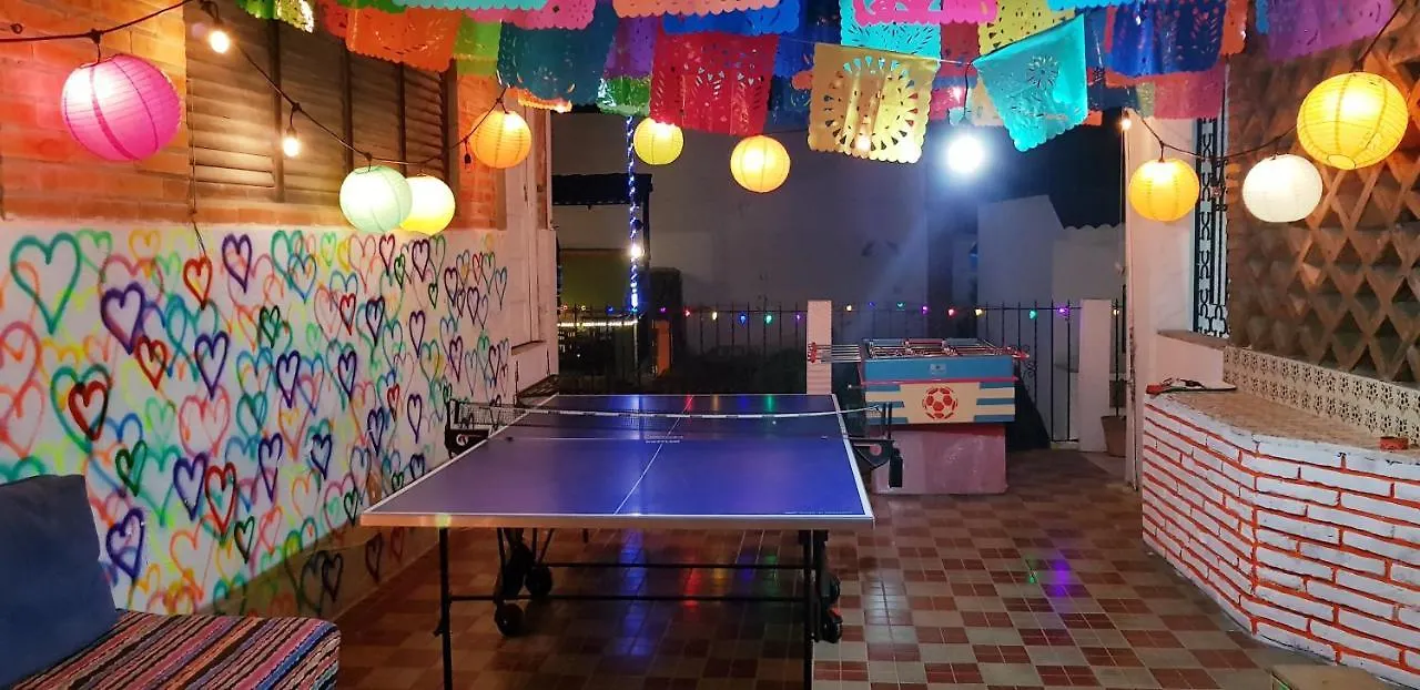 פוארטו ואלארטה Hostel Vallarta (Adults Only)